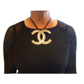 Chanel-Necklace-Silvery