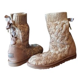 Ugg Isla Beige