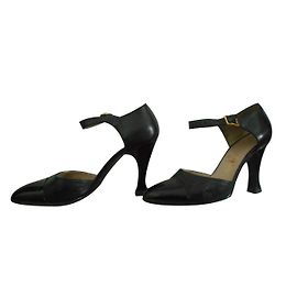 Chanel Black Leather Heels 36 Black