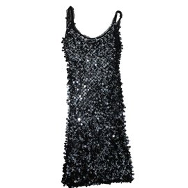 Dolce & Gabbana Strickkleid Schwarz mit Perlen und Pailletten Schwarz