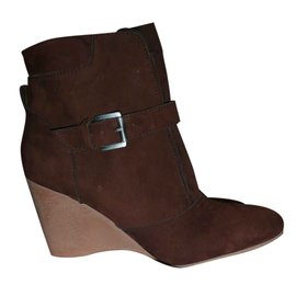 Vanessa Bruno Athe-Ankle Boots-Brown
