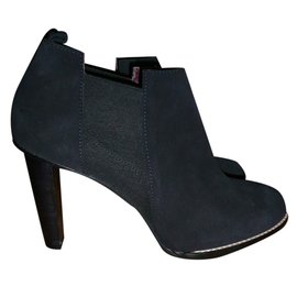Vanessa Bruno Athe-Ankle Boots-Black