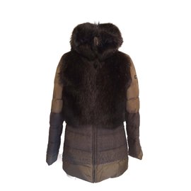 Fendi-Jacket-Light brown