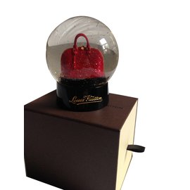 Louis Vuitton-Snow globe-Dark red