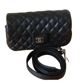 Chanel-Necessaire-Preto