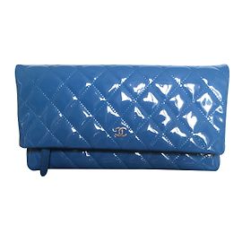 Chanel Timeless Clutch blau Lackleder Blau