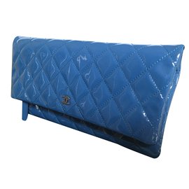 Chanel-Bolsa de embrague-Azul