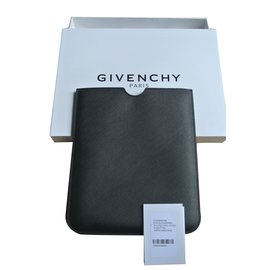 Givenchy-Fall-Mehrfarben