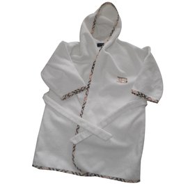 Burberry-Bathrobe-White