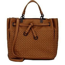 Bottega Veneta Eimer Tasche Taupe Hellbraun