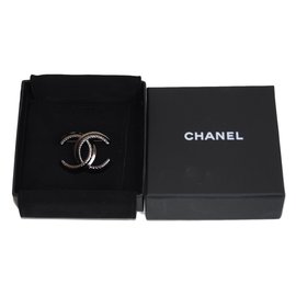 Chanel-Spilla Chanel CC-Argento
