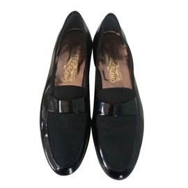 Salvatore Ferragamo-Loafers Slip ons-Black