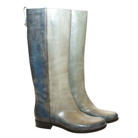 Fendi-Boots-Grey