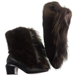 Fendi-Boots-Brown