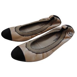 Chanel Ballerinas Beige