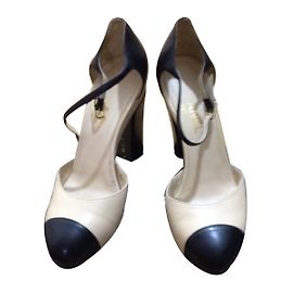Chanel Two-Tone Leather Heels Beige Black 39.5 Beige