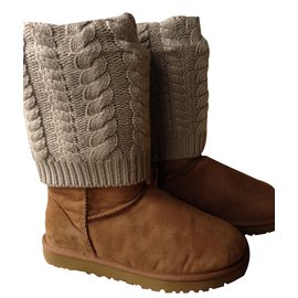 Ugg Special Edition Leather Boots Beige Beige