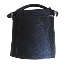Kenzo-Handbag-Black