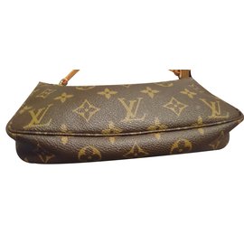 Louis Vuitton-Pochette Louis Vuitton-Marrone