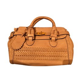 Bolsa Gucci de couro bege Bege