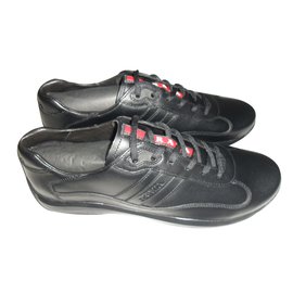 Prada-scarpe da ginnastica-Nero