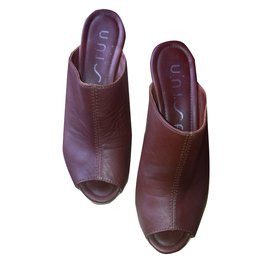 Autre Marque 'Unisa' Clogs Brown