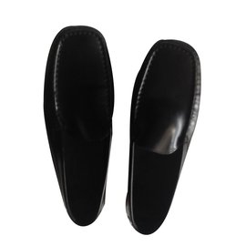 Tod's-Loafers-Ebony