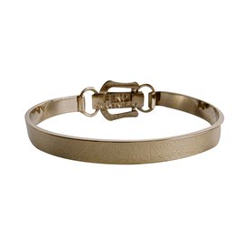 Fendi-Bangle Bracelet-Golden