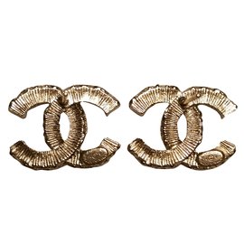 Chanel-Aretes-Dorado