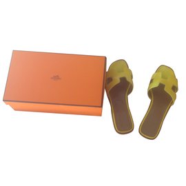 Hermès-Sandálias-Amarelo