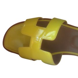 Hermès-Sandals-Yellow
