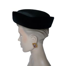 Yves Saint Laurent cappello Nero