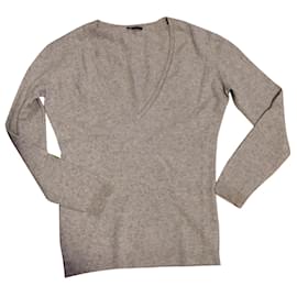 Sandro-suéter de cachemira con cuello en V-Gris