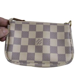 Louis Vuitton-Clutch bag-Beige