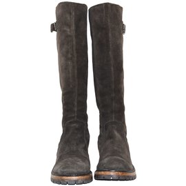 Ash Botas Castaño
