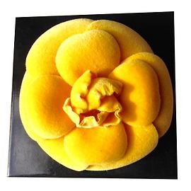 Chanel camélia Jaune