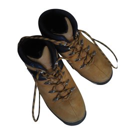 Timberland-Lace up-Caramel