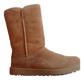 Ugg Boots Caramel