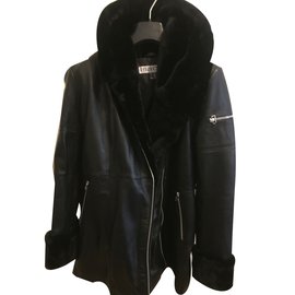 Autre Marque lsaco Coat Black