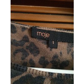 Maje-oben-Leopardenprint