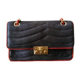 Chanel-Handbag-Red,Blue