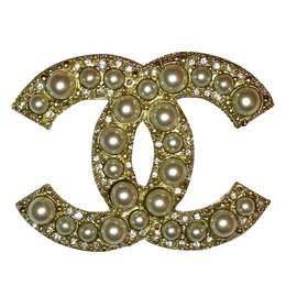 Chanel-Pin y broche-Dorado