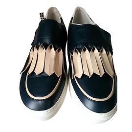Tod's Leder Sneaker Blau mit rosa Champagner Fransen Blau Andere