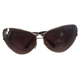 Fendi-Sunglasses-Golden
