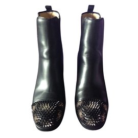 Christian Louboutin-70 Spiked leather Chelsea Booties-Black