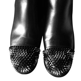 Christian Louboutin-70 Spiked leather Chelsea Booties-Black