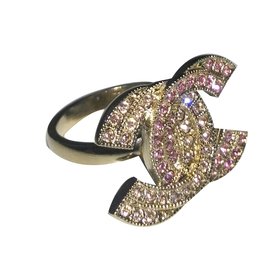 Chanel-Ring-Golden