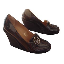 Mocasines Armani Jeans de charol marrón oscuro Marrón oscuro