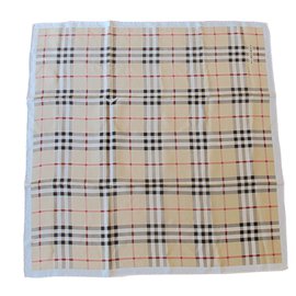 Burberry Cachecol de seda Outro