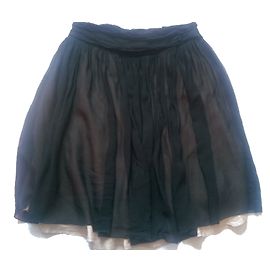 Falda corta plisada Banana Republic de seda negra Negro